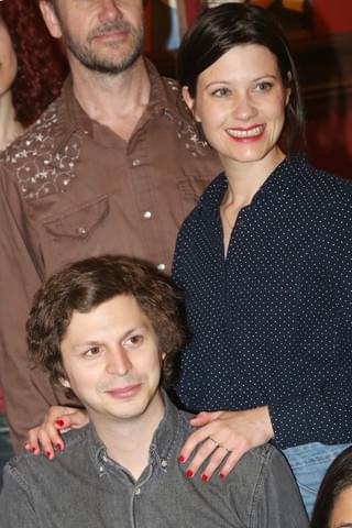 「スーパーバッド 童貞ウォーズ」のマイケル・セラが結婚