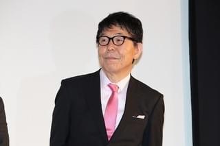 エロ雑誌の編集orストリーキング…柄本佑らが“究極の選択”に回答