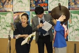 博多大吉「あさイチ」MCの練習で司会に挑戦 「コナン」公開アフレコで上戸彩にインタビュー