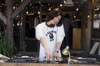 三浦春馬が90年代のロン毛に！大根仁監督作「SUNNY」にリリー･フランキーら出演