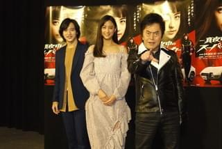 山本美月、ボンドカーの2000GTに乗った！憧れの唐沢寿明との共演を堪能