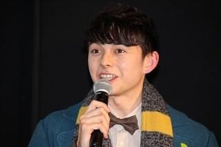 「ファンタビ」新作前売り券の先行販売会にファン800人が行列！