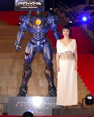 「パシリム」ボイエガ＆イーストウッドが来日！「東京を破壊してゴメン」