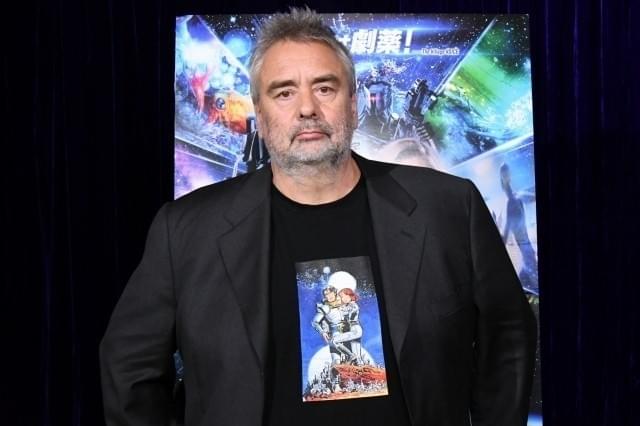 作品に込めた平和への思いを強調