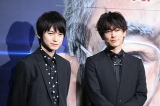 木梨憲武「いぬやしき」現場で“焼き鳥屋“開店！ 肉体改造中の佐藤健も舌鼓