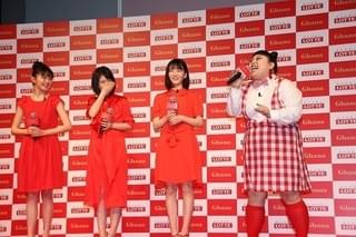 浜辺美波、渡辺直美に触発され「恥ずかしさ捨てた」“可愛すぎるポーズ”披露