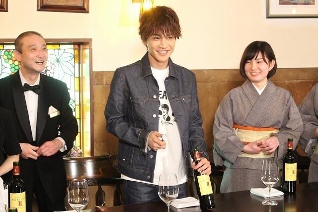 ワインの抜栓に四苦八苦した岩田剛典