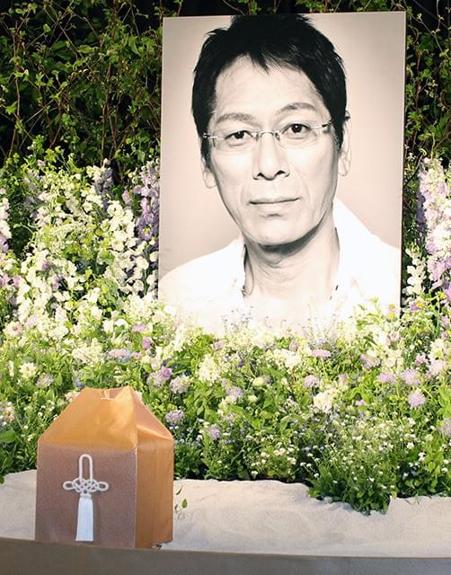 大杉漣さんと1700人が最後の別れ 田口トモロヲ悲痛「いまだに気持ちの整理つかない」