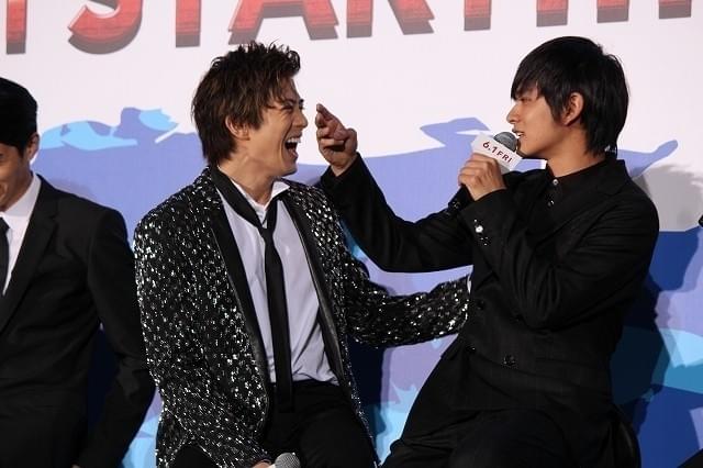 新田真剣佑×北村匠海の“イチャイチャ”に観客600人興奮！