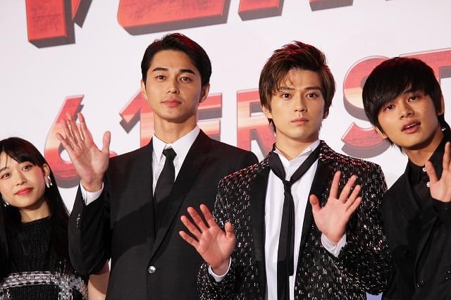 新田真剣佑×北村匠海の“イチャイチャ”に観客600人興奮！