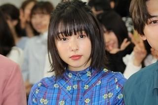 吉沢亮＆佐藤大樹、女子大生の肩抱き2ショット撮影 「ママレード・ボーイ」PRで大盛り上がり