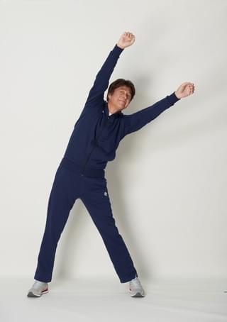 草刈正雄がジャージ姿でラジオ体操!? 菊地健雄監督「体操しようよ」で主演