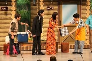 菅田将暉＆土屋太鳳に“笑いの神”が降臨！「となりの怪物くん」PRで吉本新喜劇初出演