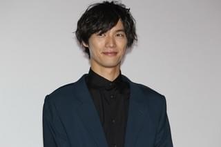 櫻井翔、今朝はひとりで横須賀線乗車も寝過ごす！