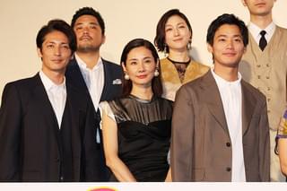 吉田羊、初主演の恋愛映画は「奇跡」 大久保佳代子のほっぺに“チュー”も