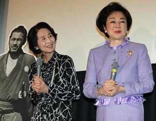 AKIRA、「MIFUNE」ナレーションで「用心棒」の台本を待ち受けに「お守りです」