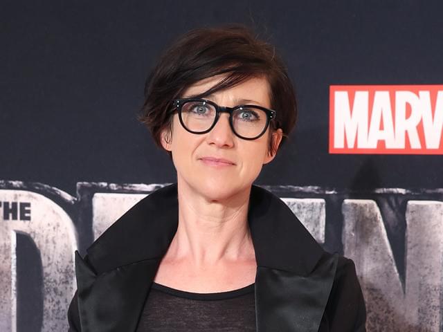 女性監督S・J・クラークソン