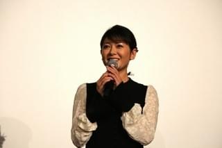 「焼肉ドラゴン」の“親子”キム・サンホ＆真木、井上、桜庭3姉妹が1年ぶり再会！