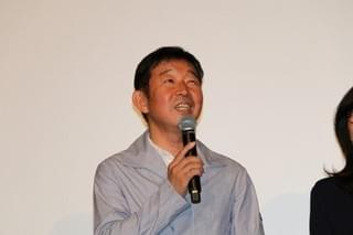 「焼肉ドラゴン」の“親子”キム・サンホ＆真木、井上、桜庭3姉妹が1年ぶり再会！