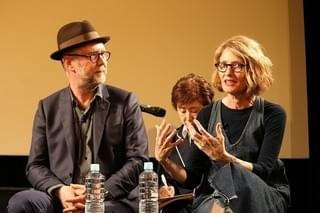 「バトル・オブ・ザ・セクシーズ」監督、ハリウッドの男女ギャラ格差は「良くなっている」