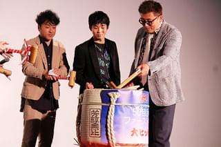 長澤まさみの“Tシャツ水着”姿 山田孝之が！福田雄一監督が！大興奮