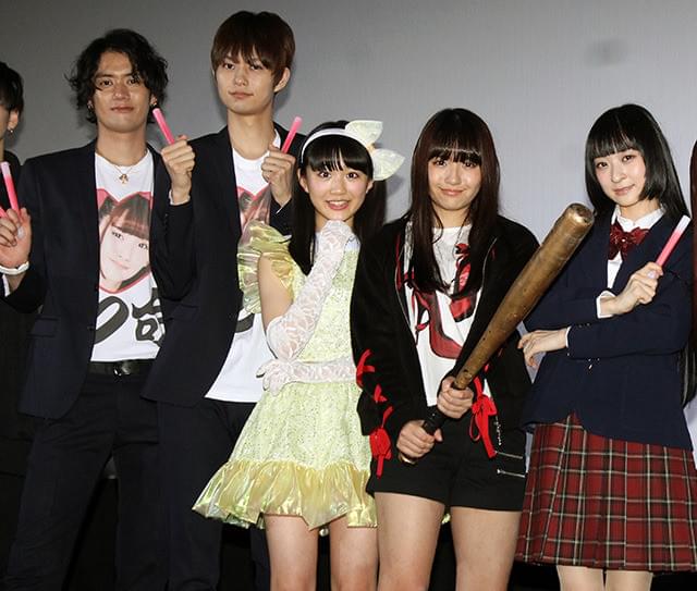 浅川梨奈、後輩・阿部夢梨にコメント盛らせ「心が痛い」