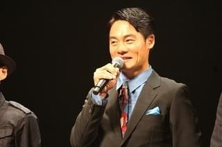 綾野剛、主演「パンク侍」は“脳内破壊映画” 宣伝不可能の物語に「正直、困ってます」