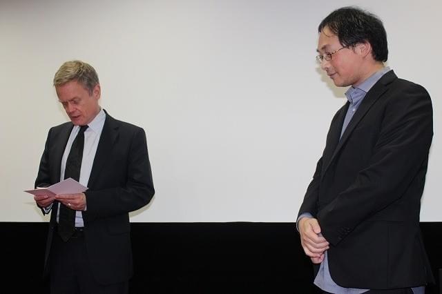 深田晃司監督、密接な関係を築いたフランスの芸術文化勲章「シュバリエ」を受勲