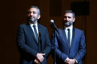 「最強のふたり」監督、最新作「セラヴィ！」をお披露目 日本の観客の反応に大喜び