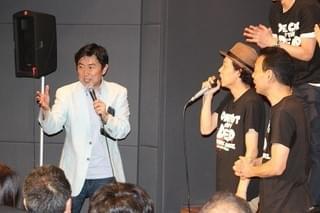上田慎一郎監督「カメラを止めるな！」封切り！笠井信輔アナが“強制司会”で祝福