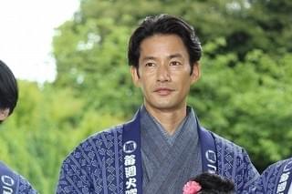 綾瀬はるか、ドラマ撮影中に土下座したまま“寝落ち” 初共演・竹野内豊が暴露