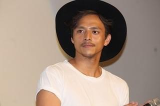 池松壮亮＆満島真之介“人毛を食べるシーン”が最大の苦労「屈辱でした」