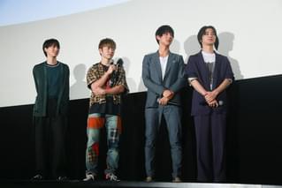 佐野玲於×中川大志×高杉真宙×横浜流星、「虹色デイズ」飯塚健監督からの手紙に感激