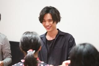 福士蒼汰、浴衣姿の女子高生にアドバイス