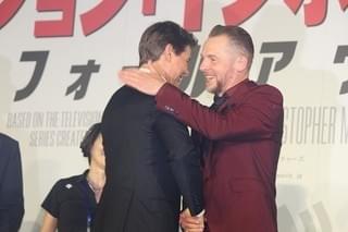 トム・クルーズ、猛暑を吹き飛ばす“1時間のファンサービス”「本当にいい人生」