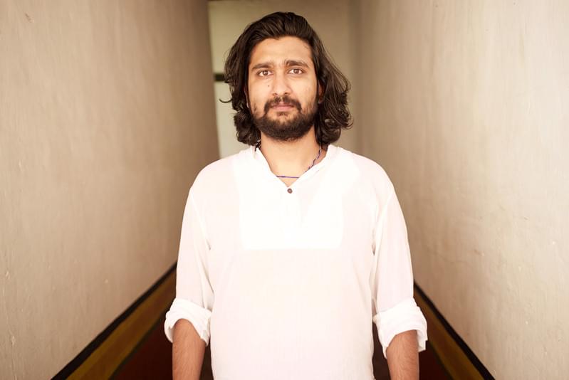 インドの労働者を捉えた「人間機械」監督、「映画を通して外の世界を知って欲しい」