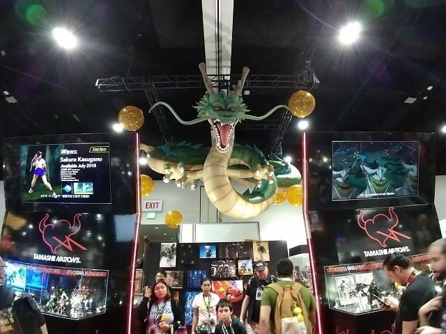 【コミコン2018】鳥山先生に届け！「ドラゴンボール超」英語声優がファンと一緒に“元気玉”