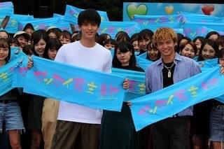 竹内涼真、佐藤大樹らのフラッシュモブに感激「25年生きてきたなかで一番嬉しい！」