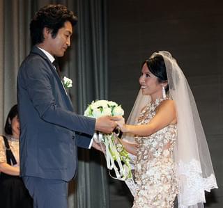 安田顕、人生初バージンロードに感涙!? 新婦シトイとも相思相愛