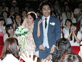 安田顕、人生初バージンロードに感涙!? 新婦シトイとも相思相愛