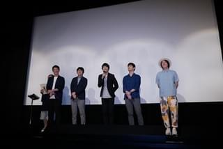 ビッケブランカ「詩季織々」初日挨拶で臨死体験と主題歌「WALK」を披露