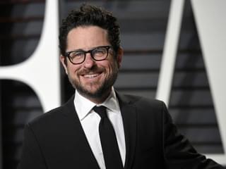 J・J・エイブラムス監督「スター・ウォーズ エピソード9」のクランクインを報告