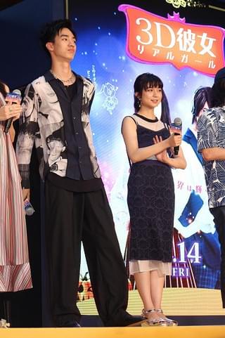 佐野勇斗、中条あやみに初対面で愛の告白!? 出会った瞬間に「I love you」