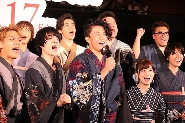 小栗旬「銀魂2」の感想は「尺が長かった」!? 福田雄一監督が大慌て「すげえ汗かいたわ！」