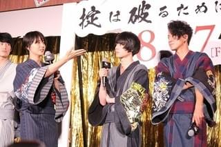 小栗旬「銀魂2」の感想は「尺が長かった」!? 福田雄一監督が大慌て「すげえ汗かいたわ！」