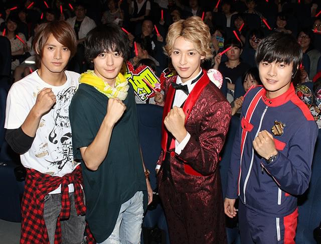 4人はキャンペーンで全国行脚