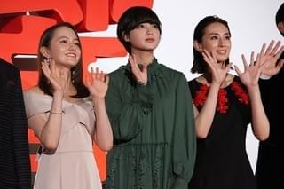 平手友梨奈、北村有起哉の誕生日に“サイマジョ風キック”をプレゼント！