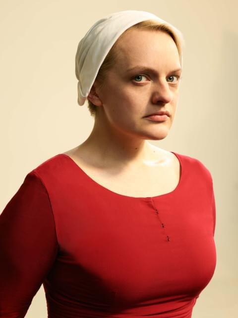 エリザベス・モスが語る「ハンドメイズ・テイル」が世間に与えた影響と今後の行方