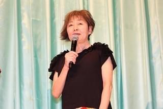 前田敦子、幸せあふれた「食べる女」撮影現場で小泉今日子の追っかけに!?