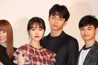 カンヌ出品作「寝ても覚めても」公開 1人2役の東出昌大を愛したヒロインが涙